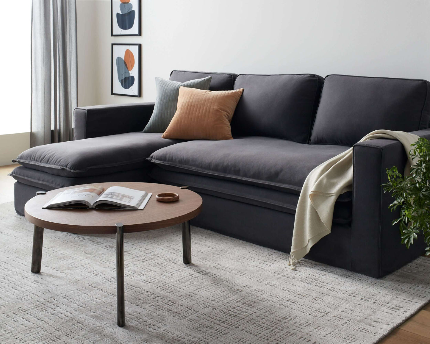 Davis DVI-001 37"H x 106"W x 45"D Sectional - front view