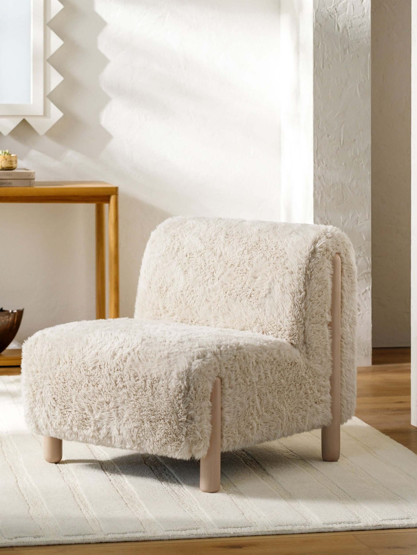 Kenwood KNW-001 30"H x 34"W x 38"D Accent Chair- front view