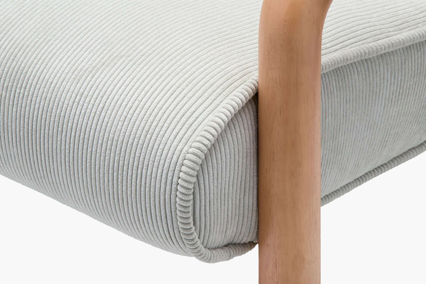 Magnus MGUS-003 31"H x 30"W x 35"D Accent Chair- foot view
