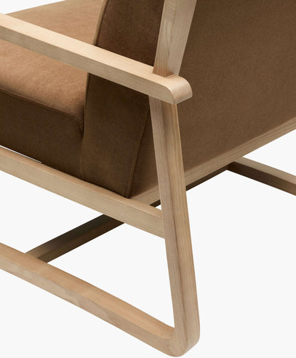 Molera BOML-001 34"H x 30"W x 38"D Accent Chair - leg view 