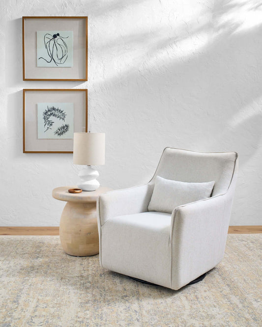 Hudson HUD-001 34"H x 26"W x 28"D Swivel Chair- front view