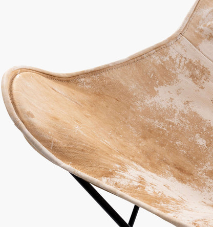 Nizhoni ZHO-001 35"H x 31"W x 31"D Accent Chair- zoomed in front view